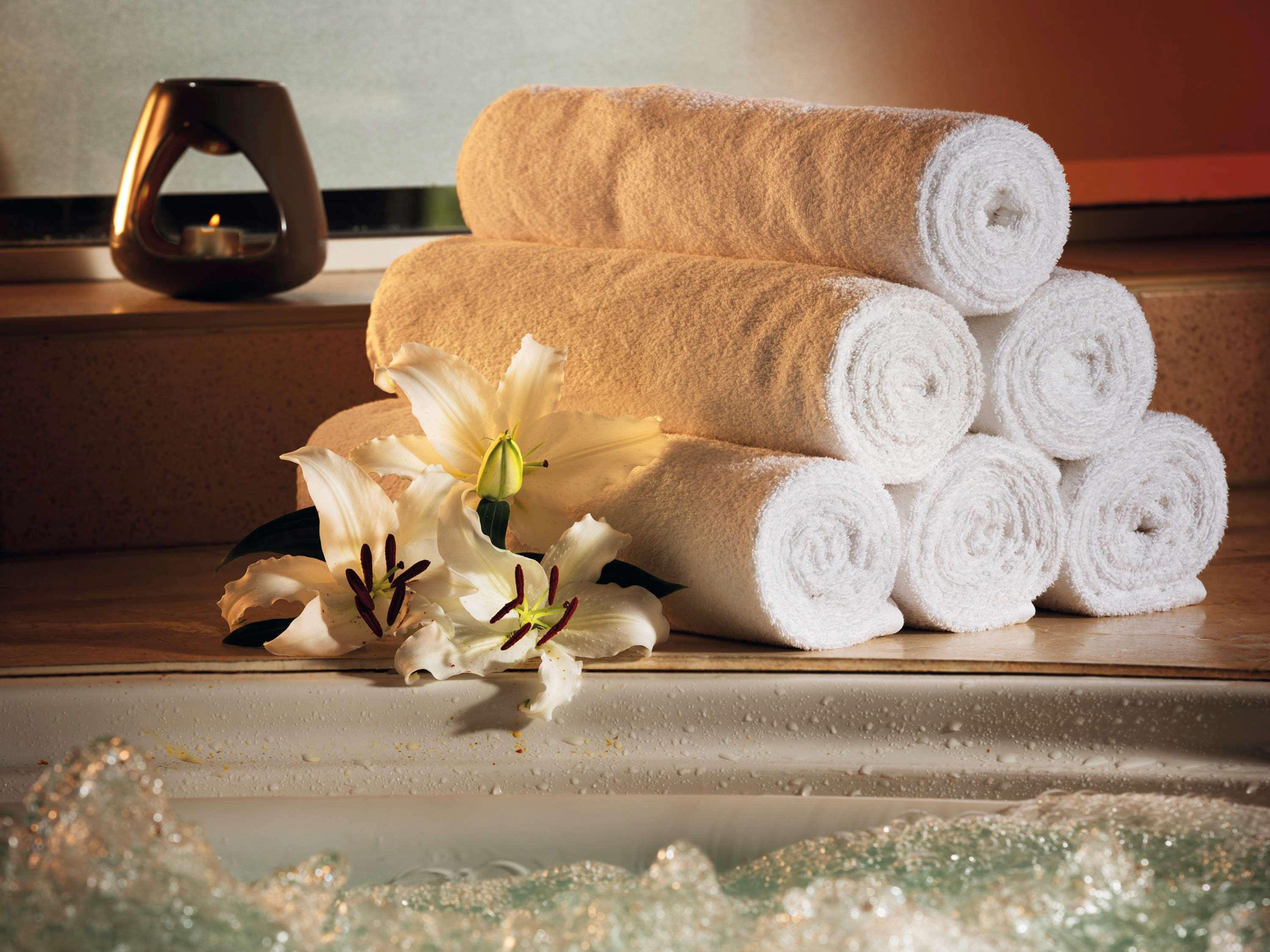 Moevenpick Hotel & Casino Malabata Tanger Dış mekan fotoğraf Spa towels